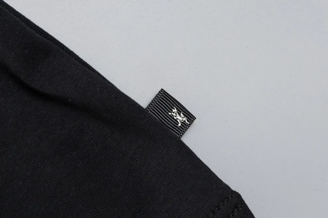A 145-1Sizes XS-S-M-L Same Style Arc’teryx ARC 24SS logo T 60 ， g 。 Breathable， ， ， 。 logo ， 。 ， 。 ， ， ， ，